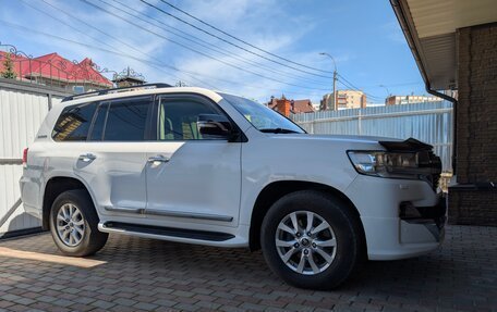 Toyota Land Cruiser 200, 2016 год, 6 200 000 рублей, 8 фотография