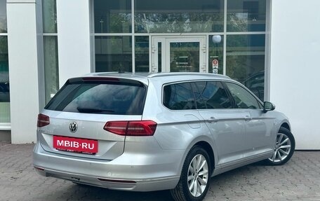 Volkswagen Passat B8 рестайлинг, 2019 год, 2 439 000 рублей, 2 фотография