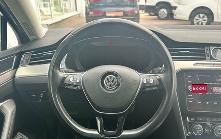 Volkswagen Passat B8 рестайлинг, 2019 год, 2 439 000 рублей, 11 фотография