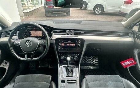 Volkswagen Passat B8 рестайлинг, 2019 год, 2 439 000 рублей, 10 фотография