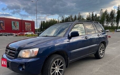 Toyota Highlander III, 2004 год, 970 000 рублей, 2 фотография