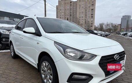 Hyundai Solaris II рестайлинг, 2017 год, 865 000 рублей, 3 фотография