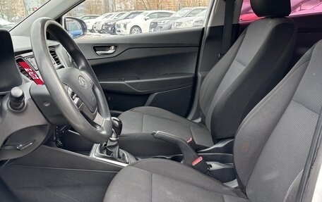 Hyundai Solaris II рестайлинг, 2017 год, 865 000 рублей, 8 фотография
