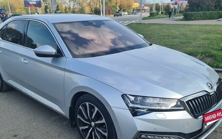Skoda Superb III рестайлинг, 2019 год, 4 100 000 рублей, 4 фотография