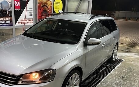 Volkswagen Passat B7, 2011 год, 1 000 000 рублей, 12 фотография