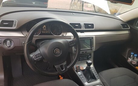 Volkswagen Passat B7, 2011 год, 1 000 000 рублей, 21 фотография