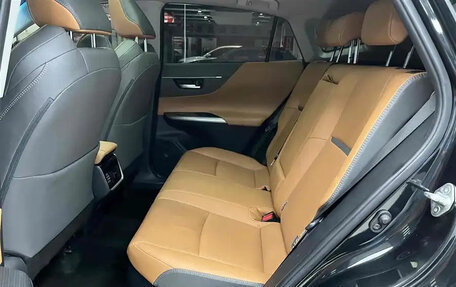 Toyota Venza, 2022 год, 3 680 000 рублей, 14 фотография