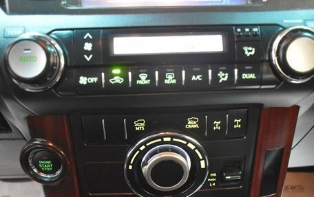 Toyota Land Cruiser Prado 150 рестайлинг 2, 2016 год, 2 925 000 рублей, 11 фотография