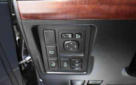 Toyota Land Cruiser Prado 150 рестайлинг 2, 2016 год, 2 925 000 рублей, 15 фотография