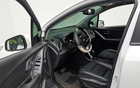 Chevrolet Trax, 2022 год, 1 160 000 рублей, 7 фотография
