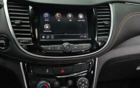 Chevrolet Trax, 2022 год, 1 160 000 рублей, 12 фотография
