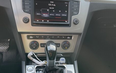 Volkswagen Passat B8 рестайлинг, 2016 год, 1 850 000 рублей, 11 фотография