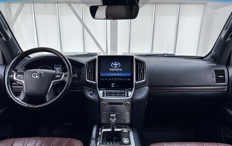 Toyota Land Cruiser 200, 2020 год, 8 500 000 рублей, 12 фотография