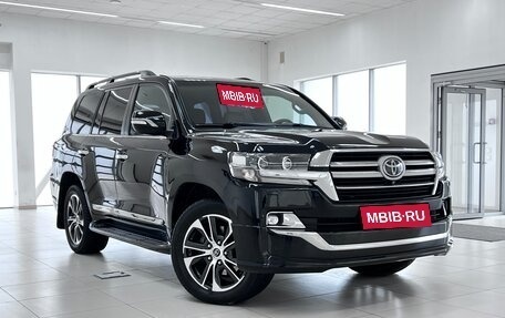 Toyota Land Cruiser 200, 2020 год, 8 500 000 рублей, 3 фотография