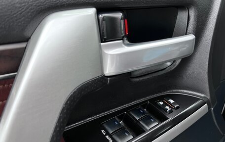 Toyota Land Cruiser 200, 2020 год, 8 500 000 рублей, 23 фотография