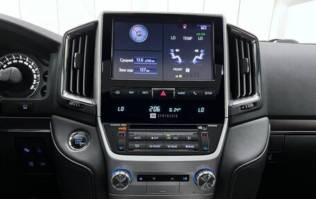 Toyota Land Cruiser 200, 2020 год, 8 500 000 рублей, 28 фотография
