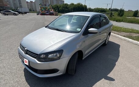 Volkswagen Polo VI (EU Market), 2013 год, 720 000 рублей, 2 фотография
