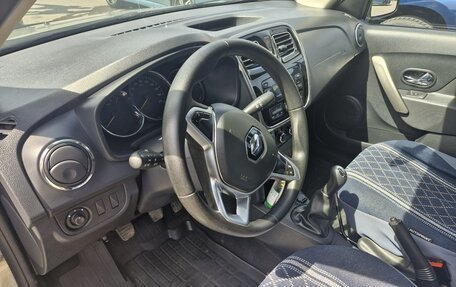 Renault Logan II, 2018 год, 950 000 рублей, 22 фотография