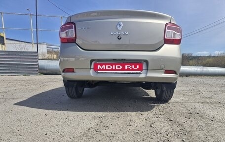 Renault Logan II, 2018 год, 950 000 рублей, 14 фотография