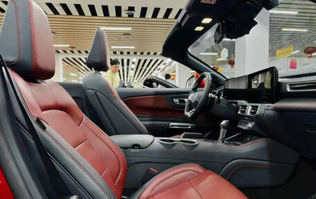 Ford Mustang, 2024 год, 6 895 000 рублей, 3 фотография