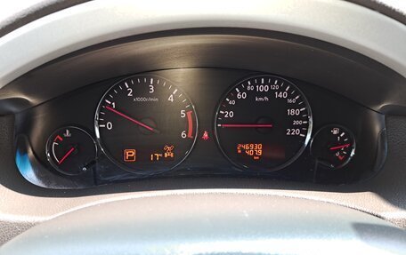 Nissan Pathfinder, 2012 год, 1 550 000 рублей, 7 фотография