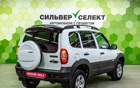 Chevrolet Niva I рестайлинг, 2017 год, 750 000 рублей, 2 фотография