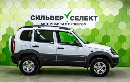 Chevrolet Niva I рестайлинг, 2017 год, 750 000 рублей, 8 фотография