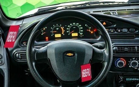 Chevrolet Niva I рестайлинг, 2017 год, 750 000 рублей, 14 фотография