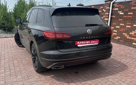 Volkswagen Touareg III, 2021 год, 7 430 000 рублей, 3 фотография