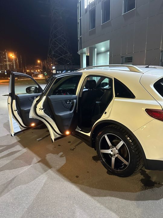Infiniti EX35, 2009 год, 1 450 000 рублей, 4 фотография