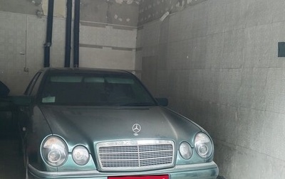 Mercedes-Benz E-Класс, 1996 год, 450 000 рублей, 1 фотография