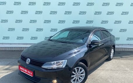Volkswagen Jetta VI, 2013 год, 990 000 рублей, 1 фотография