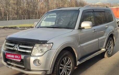 Mitsubishi Pajero IV, 2010 год, 1 850 000 рублей, 1 фотография