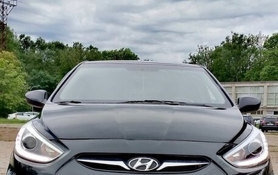 Hyundai Solaris II рестайлинг, 2013 год, 640 000 рублей, 1 фотография