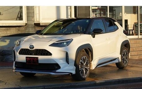 Toyota Yaris Cross, 2022 год, 1 370 000 рублей, 1 фотография