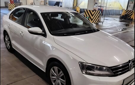 Volkswagen Jetta VI, 2016 год, 1 200 000 рублей, 1 фотография
