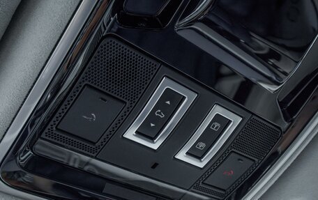Land Rover Range Rover IV рестайлинг, 2017 год, 7 249 000 рублей, 34 фотография
