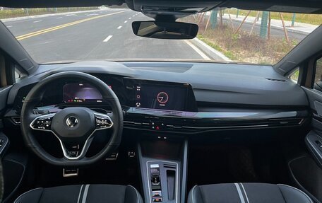 Volkswagen Golf VIII, 2022 год, 2 200 000 рублей, 8 фотография