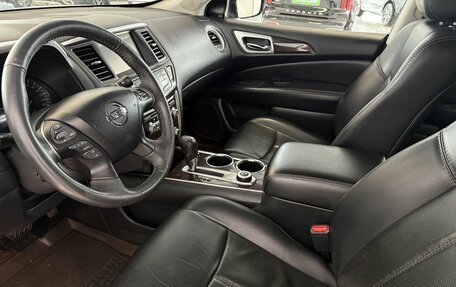Nissan Pathfinder, 2016 год, 1 450 000 рублей, 7 фотография