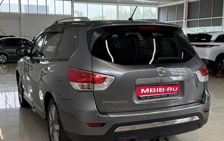 Nissan Pathfinder, 2016 год, 1 450 000 рублей, 6 фотография