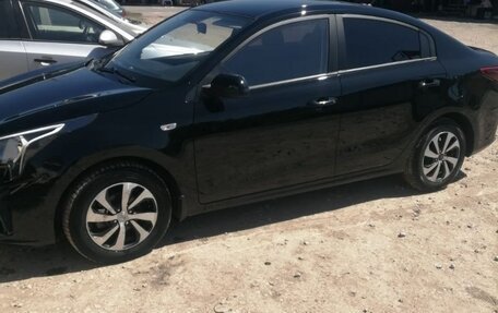 KIA Rio IV, 2020 год, 1 550 000 рублей, 3 фотография