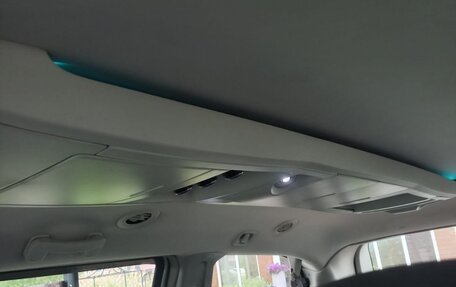 Chrysler Town & Country V рестайлинг, 2010 год, 1 500 000 рублей, 17 фотография