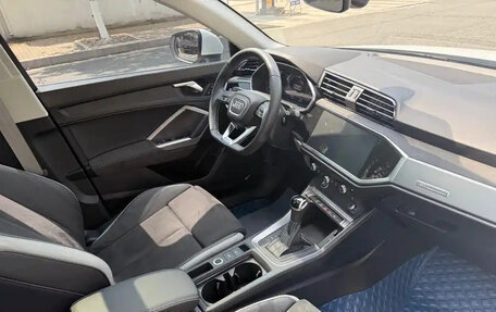 Audi Q3, 2022 год, 1 900 000 рублей, 11 фотография
