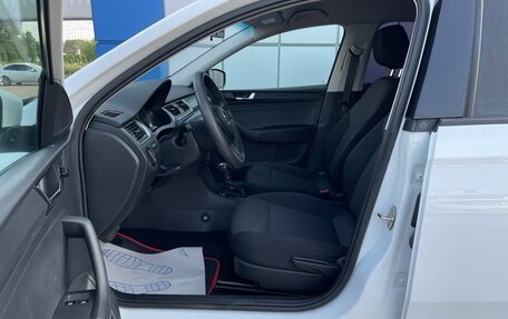 Skoda Rapid I, 2018 год, 947 000 рублей, 10 фотография