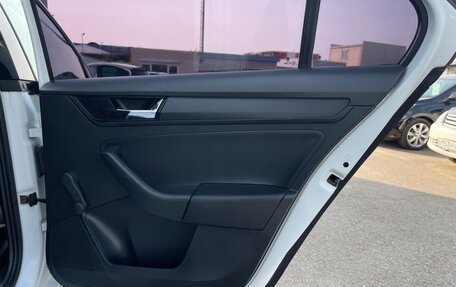 Skoda Rapid I, 2018 год, 947 000 рублей, 14 фотография