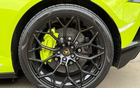 Lamborghini Huracán, 2022 год, 32 500 000 рублей, 9 фотография