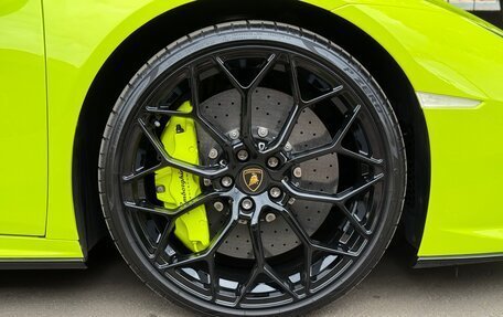 Lamborghini Huracán, 2022 год, 32 500 000 рублей, 24 фотография