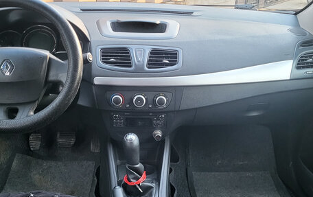 Renault Fluence I, 2013 год, 850 000 рублей, 5 фотография