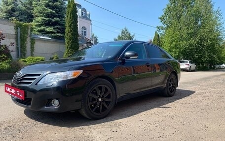 Toyota Camry, 2010 год, 1 250 000 рублей, 2 фотография