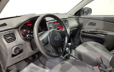 KIA Rio II, 2010 год, 700 000 рублей, 16 фотография